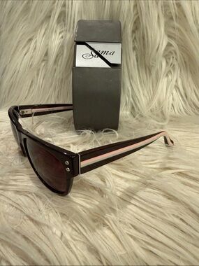 Unisex Brown Sunglasses with Pink Accent
